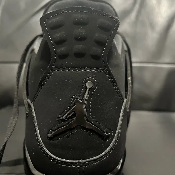 Air Jordan 4 Black Cat